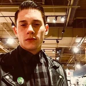 Meet your Posher, John